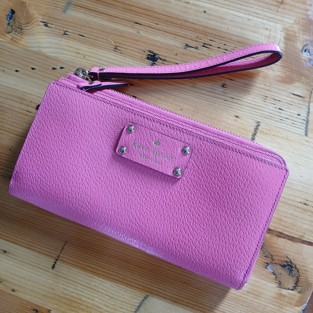 Kate Spade Pink Wristlet Clutch
